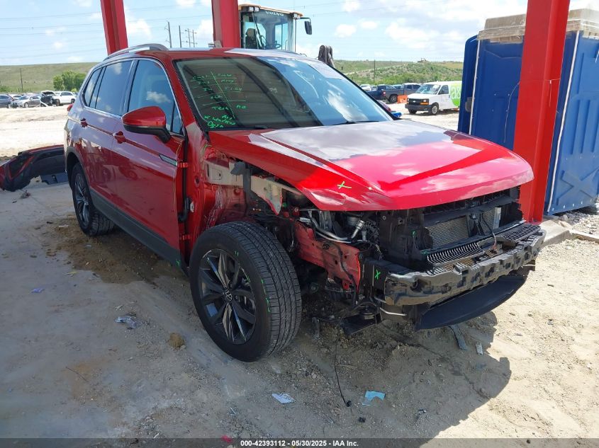 VOLKSWAGEN TIGUAN 2.0T SE  *3VVNB7AX4PM073529*