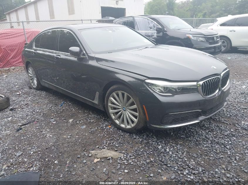 BMW 740I   *WBA7E2C58KB454665*