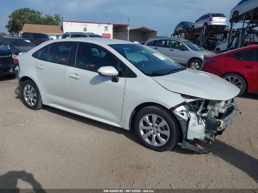 TOYOTA COROLLA LE  *5YFEPMAE4NP322656*