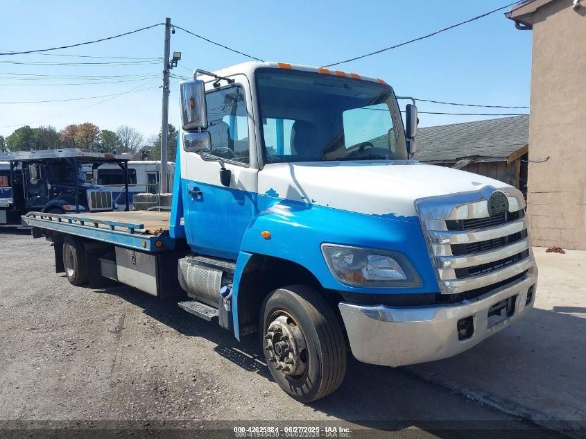 HINO 258/268   *5PVNJ8JN8F4S51782*