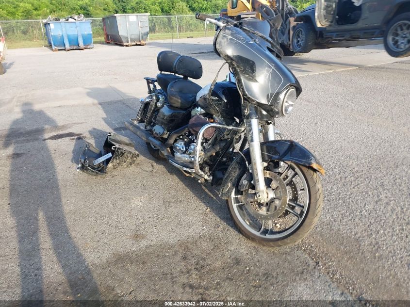 HARLEY-DAVIDSON FLHXS STREET GLIDE SPECIAL  *1HD1KRM12EB685070*