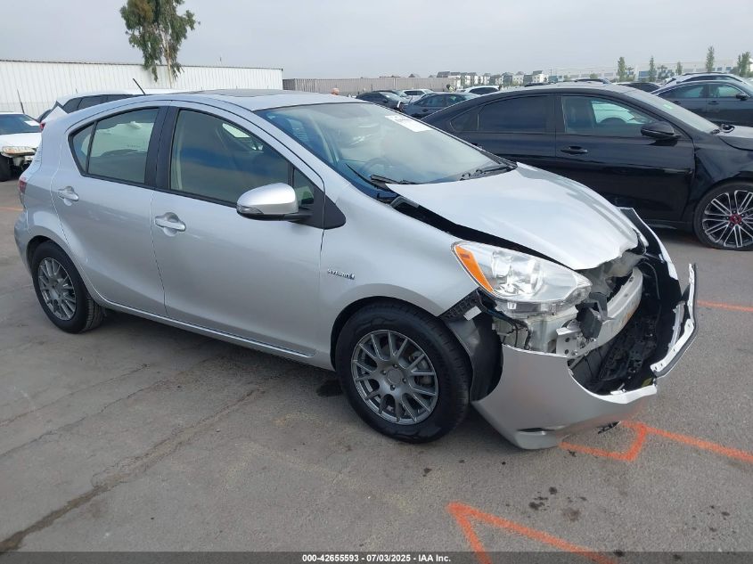 TOYOTA PRIUS C THREE  *JTDKDTB36E1077477*