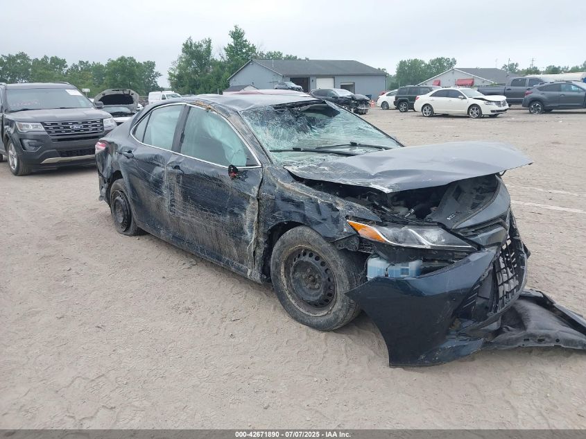 TOYOTA CAMRY LE  *4T1B31HK3JU500879*